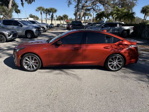 Used 2020 Cadillac CT5 V w/ Premium Package image 4