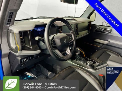 Certified 2023 Ford Bronco Badlands image 3