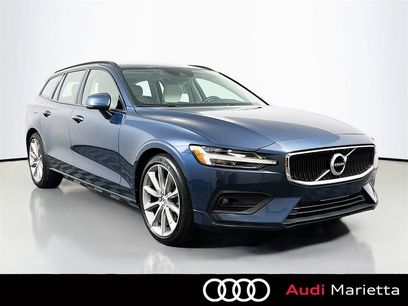 Used 2021 Volvo V60 T5 Momentum w/ Climate Package