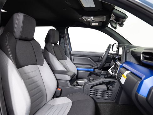 Used 2025 Toyota 4Runner TRD Off-Road image 25