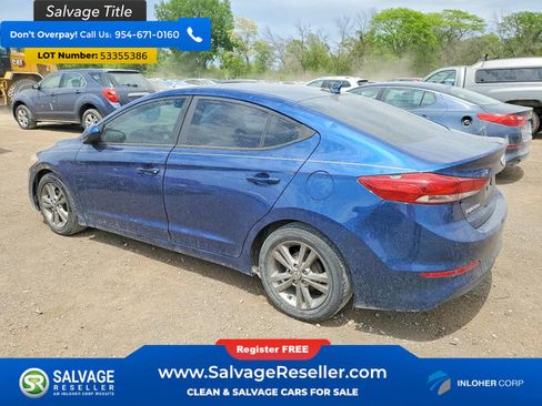 Used 2017 Hyundai Elantra SE FWD image 3