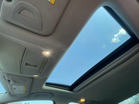 Used 2018 INFINITI Q50 Luxe image 23