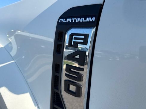 Used 2024 Ford F450 Platinum w/ FX4 Off-Road Package AWD/4WD image 12