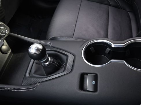 Used 2025 Ford Mustang GT Premium RWD image 40