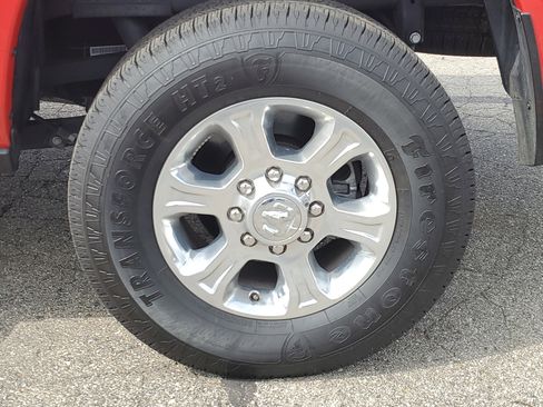 Used 2024 RAM 2500 Big Horn w/ Safety Group image 5