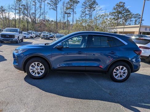 Certified 2023 Ford Escape Active w/ Tech Pack #2 image 8