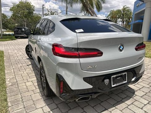 Used 2023 BMW X4 xDrive30i w/ M Sport Package AWD/4WD image 12