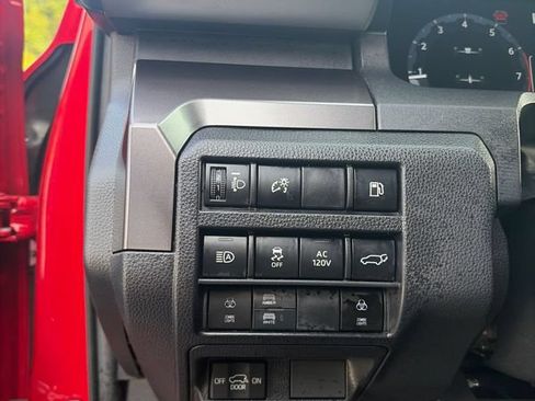 Used 2025 Toyota 4Runner TRD Off-Road Premium w/ Tow Technology Package AWD/4WD image 22