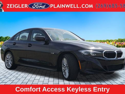 Used 2023 BMW 330e xDrive w/ Driving Assistance Package AWD/4WD image 7