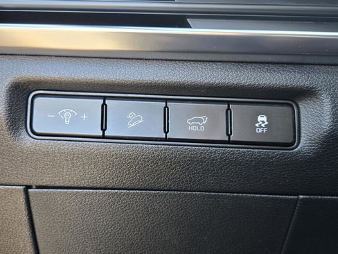 Used 2024 Kia Telluride SX Prestige w/ Towing Package image 33