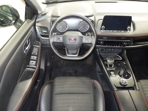 Used 2025 Nissan Rogue SV w/ Rock Creek Premium Package AWD/4WD image 9