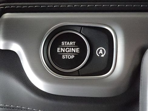 Used 2025 Mercedes-Benz G 63 AMG 4MATIC image 17