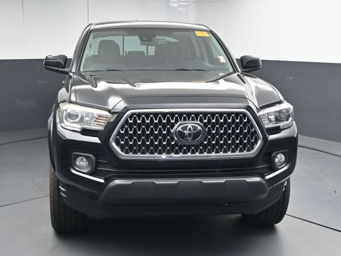 Used 2019 Toyota Tacoma SR5 image 2