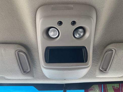 Used 2006 GMC Sierra 2500 SLE w/ Heavy-Duty Power Package image 39