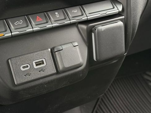 New 2026 Chevrolet Silverado 1500 Custom image 18