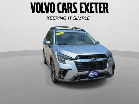 Used 2023 Subaru Ascent Limited w/ Technology Package AWD/4WD image 3