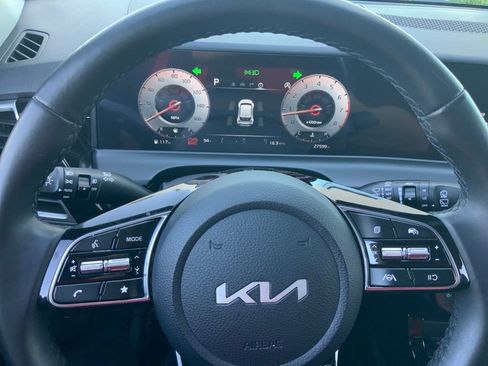 Used 2024 Kia Seltos S AWD/4WD image 18
