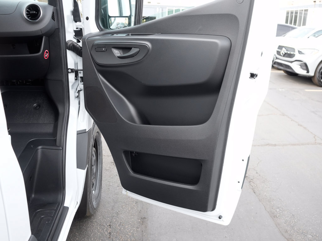 Used 2026 Mercedes-Benz Sprinter 2500 image 20