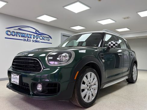 Used 2017 MINI Cooper Countryman Cooper FWD image 1