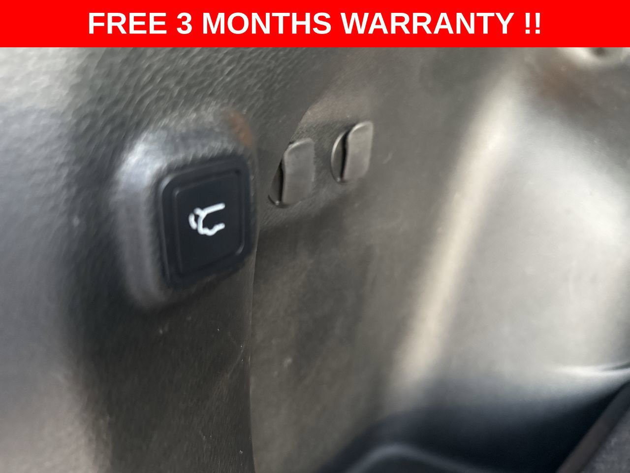 Used 2020 Jeep Cherokee Limited AWD/4WD image 28