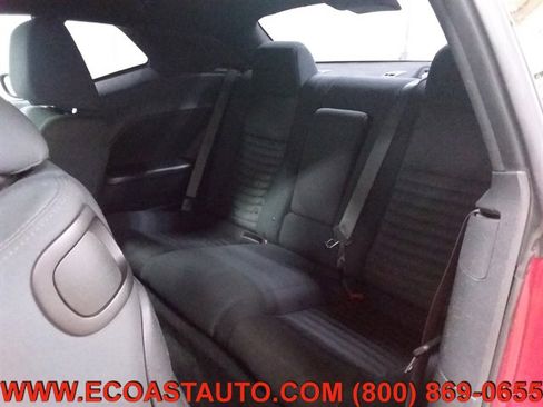 Used 2012 Dodge Challenger R/T image 11