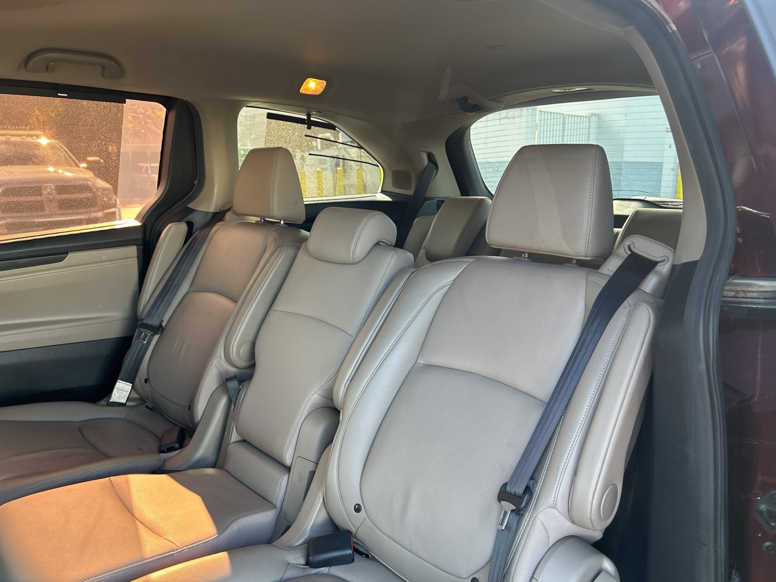 Used 2018 Honda Odyssey Elite image 11