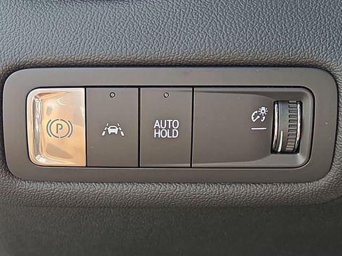 New 2025 Chevrolet Blazer EV LT image 17