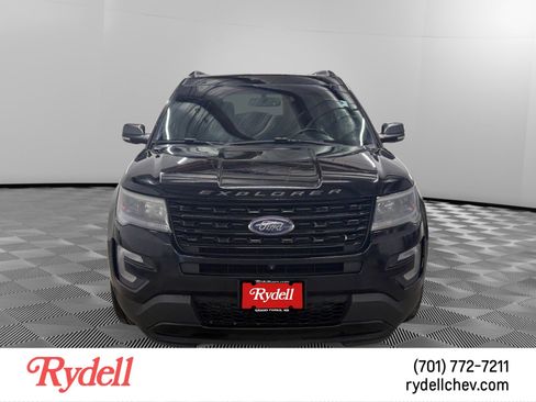 Used 2017 Ford Explorer Sport AWD/4WD image 8