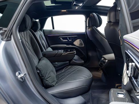 Used 2023 Mercedes-Benz EQS AMG 4MATIC image 29