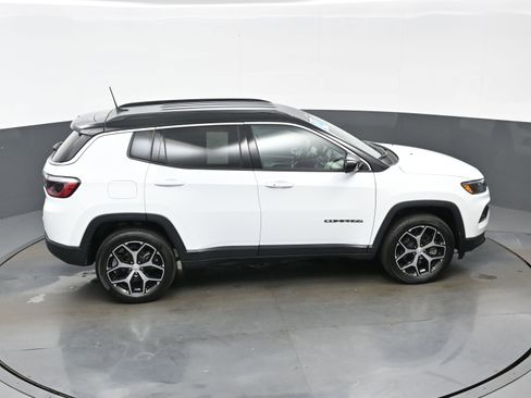 Used 2024 Jeep Compass Limited AWD/4WD image 40