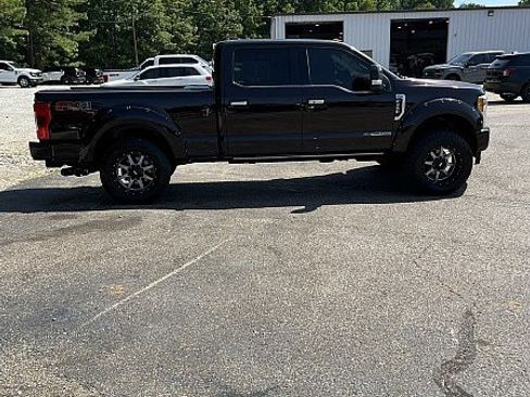 Used 2019 Ford F250 Limited AWD/4WD image 8