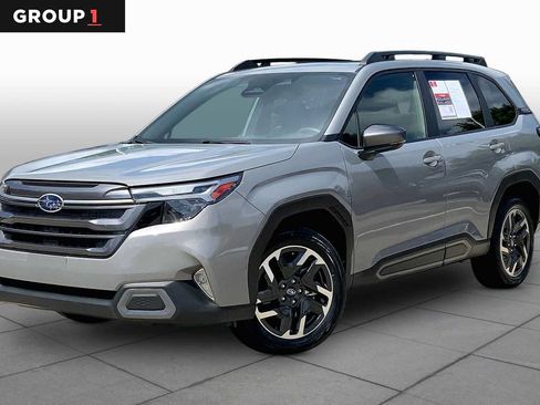 Used 2025 Subaru Forester Limited AWD/4WD image 1