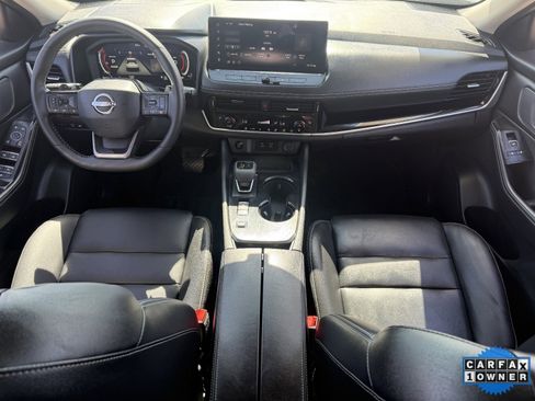 Certified 2026 Nissan Rogue SL image 16