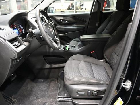 Used 2022 GMC Terrain SLE w/ Driver Convenience Package image 9