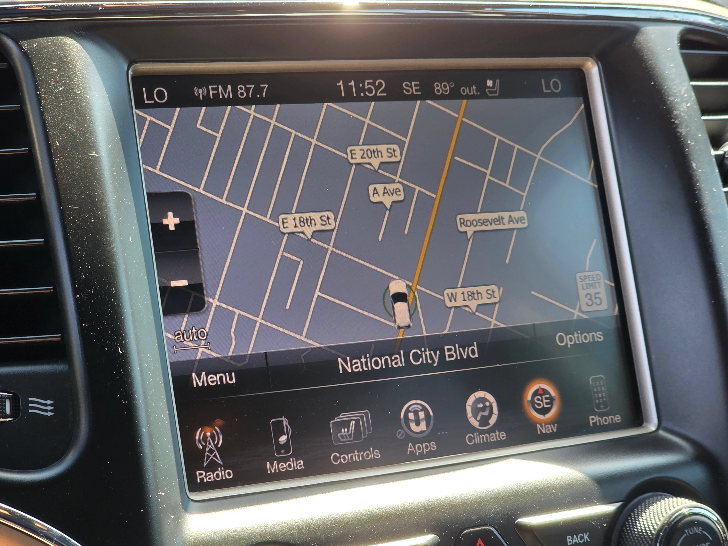 Used 2014 Jeep Grand Cherokee Limited w/ Luxury Group II RWD image 36