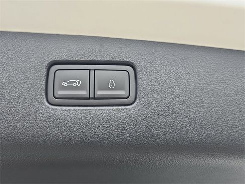 New 2026 Genesis GV70 2.5T Sport Prestige image 13