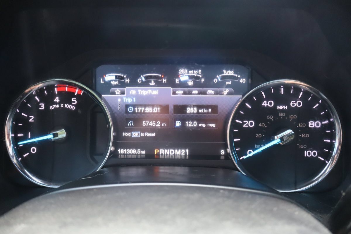 Used 2017 Ford F250 Platinum w/ Platinum Ultimate Package AWD/4WD image 33