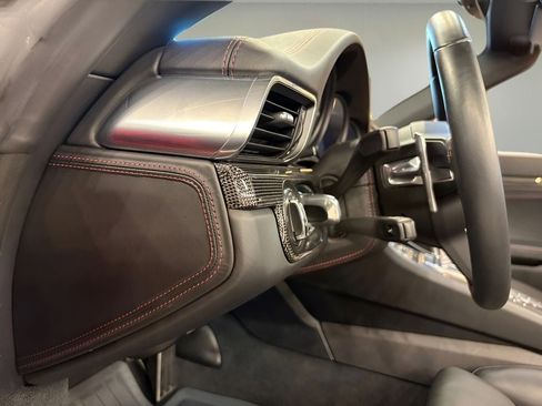 Used 2018 Porsche 911 Turbo S image 40