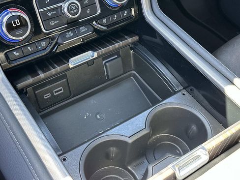 Used 2024 GMC Yukon XL Denali w/ Denali Reserve Package image 14