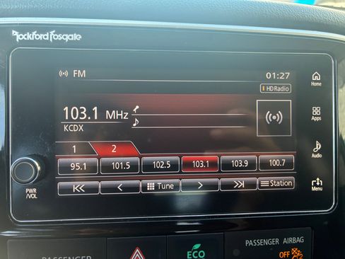 Used 2017 Mitsubishi Outlander GT image 20