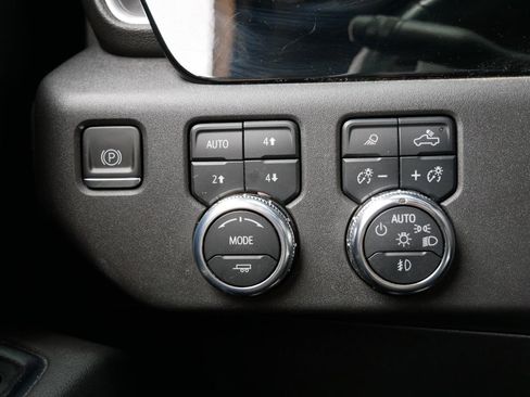 Used 2023 GMC Sierra 1500 SLT w/ SLT Premium Package image 22