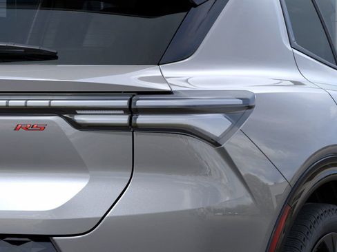 New 2026 Chevrolet Equinox EV RS image 11