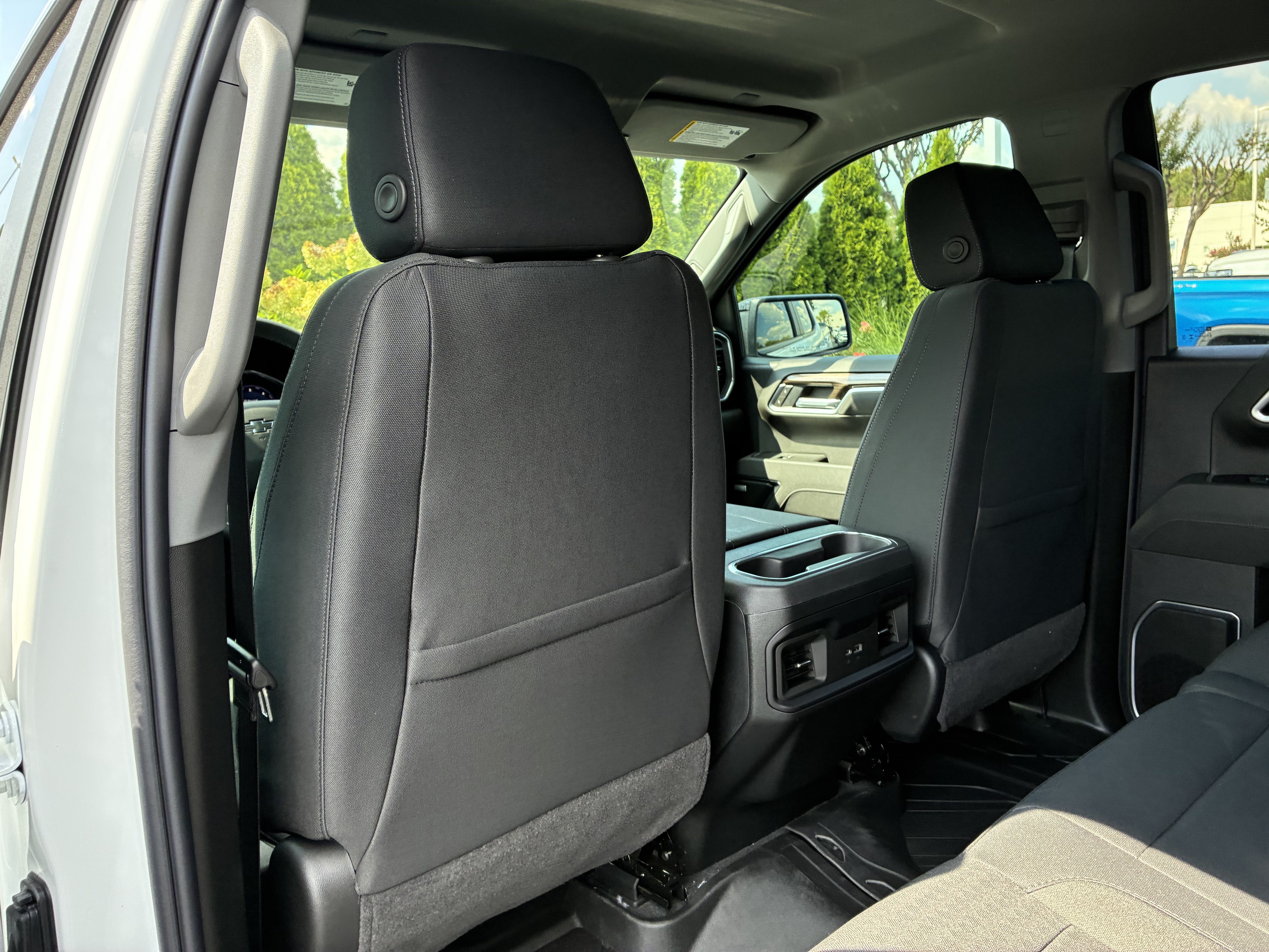 New 2026 Chevrolet Silverado 1500 RST w/ Dark Appearance Package AWD/4WD image 16