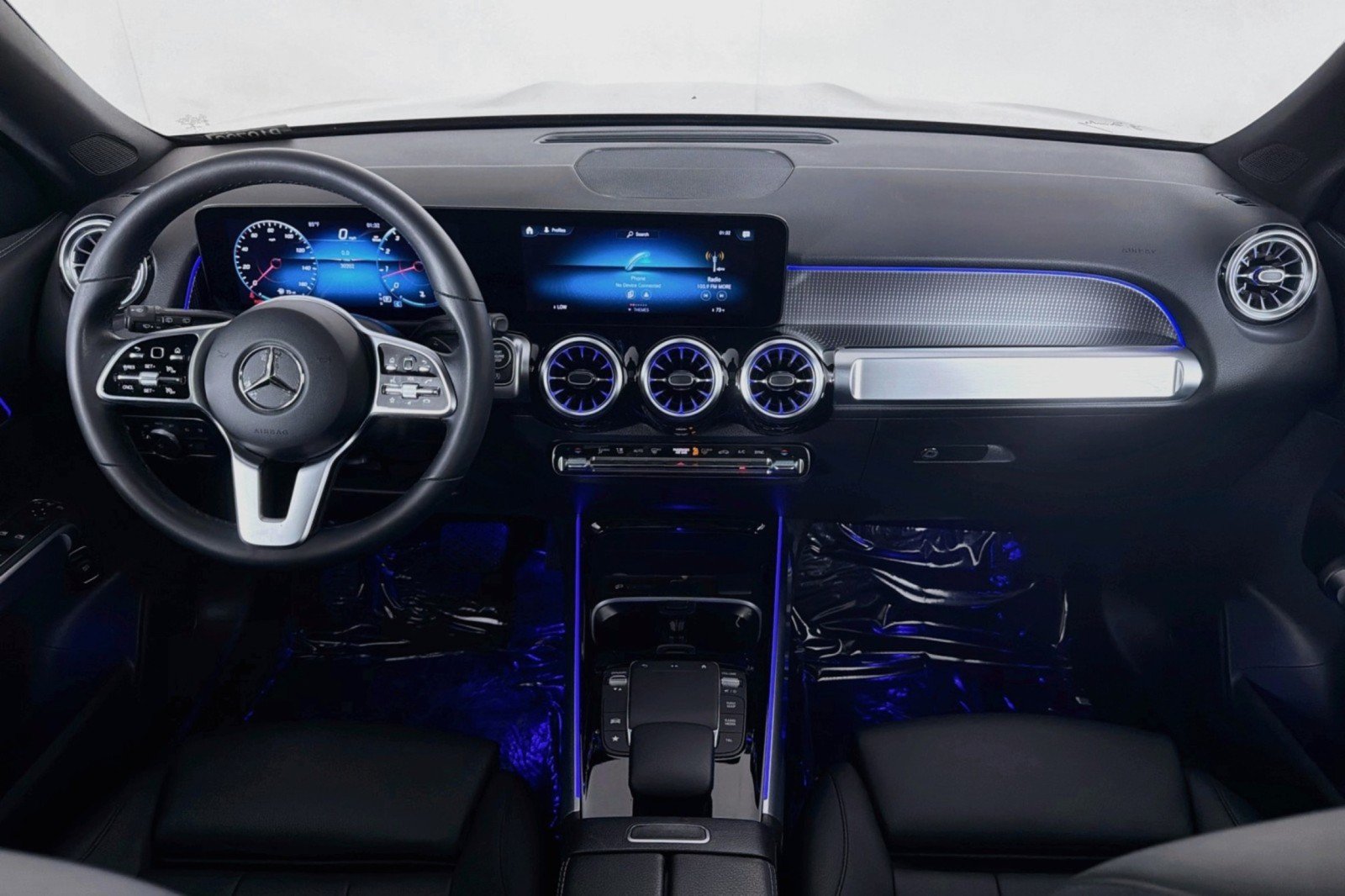 Used 2023 Mercedes-Benz GLB 250 image 4