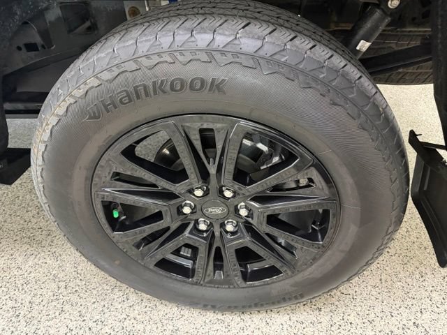 Used 2024 Ford F150 Platinum w/ FX4 Off-Road Package AWD/4WD image 8