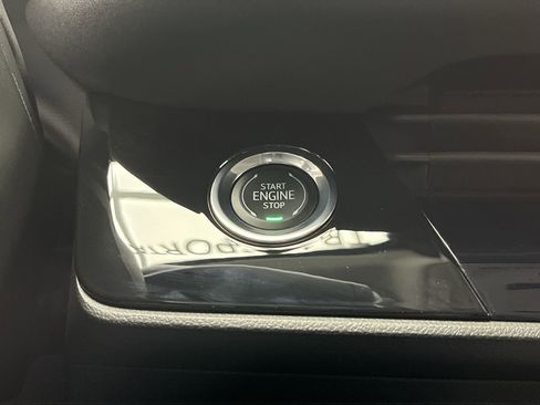 New 2025 Buick Envision Sport Touring image 22