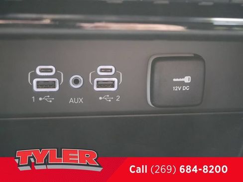 Certified 2024 Jeep Grand Cherokee Limited AWD/4WD image 32