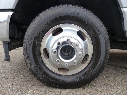 Used 2023 Ford F350 XL w/ FX4 Off-Road Package image 12