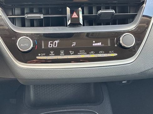 Certified 2025 Toyota Corolla LE FWD image 20