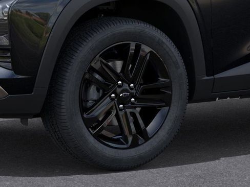 New 2026 Chevrolet Trax ACTIV w/ Sunroof Package FWD image 9